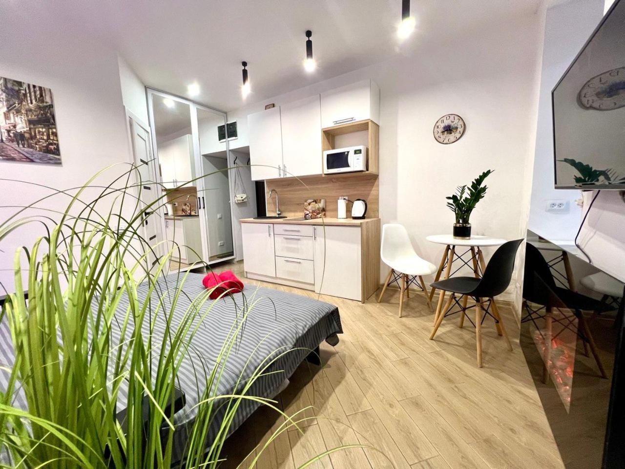 Apartments Vip Avalon Lviv Eksteriør bilde