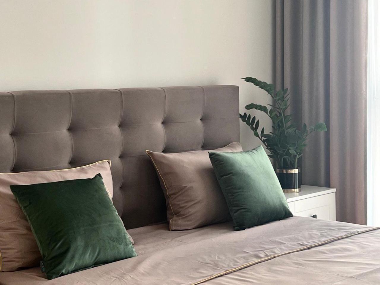 Apartments Vip Avalon Lviv Eksteriør bilde