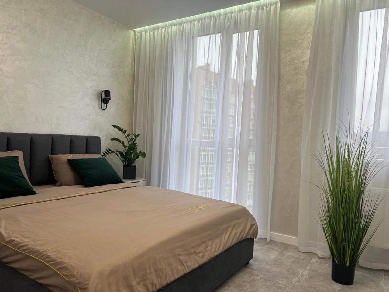 Apartments Vip Avalon Lviv Eksteriør bilde
