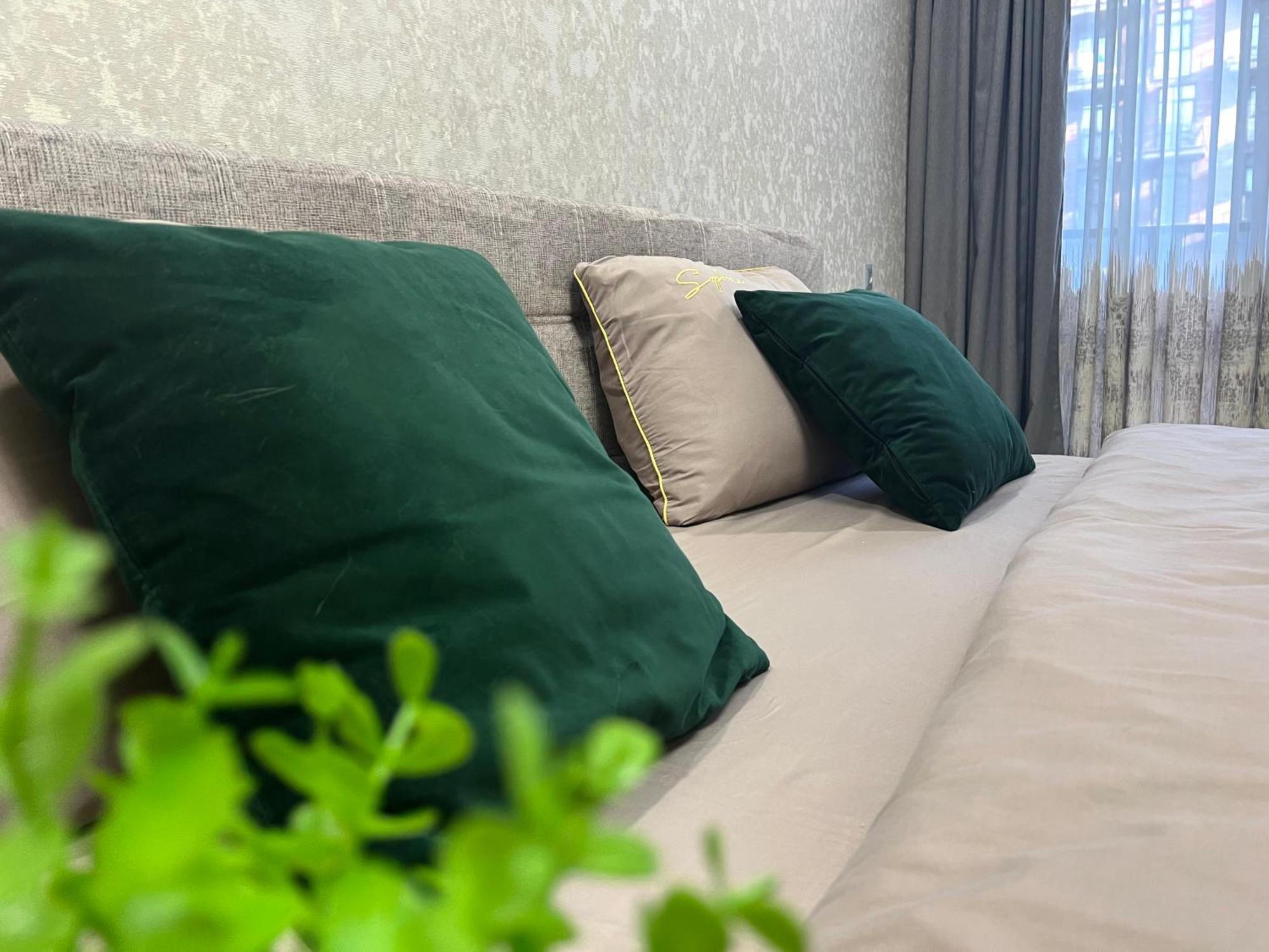 Apartments Vip Avalon Lviv Eksteriør bilde